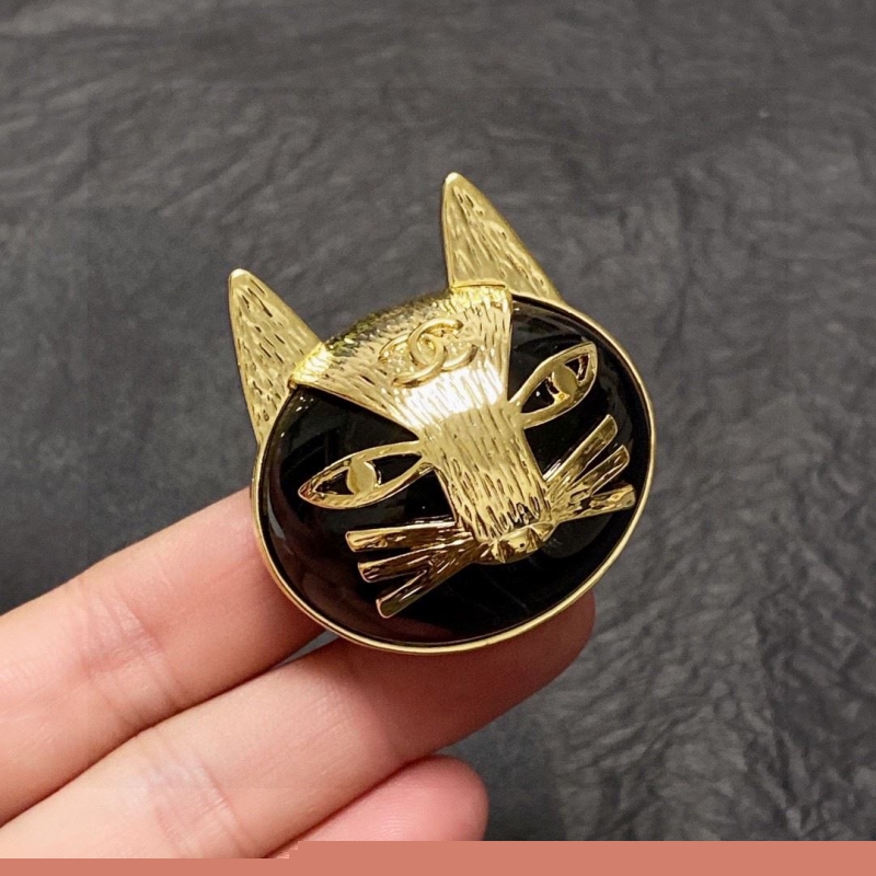 Ch*el brooches